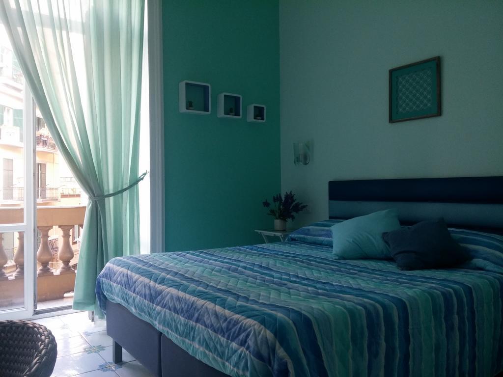 ヴィアッジョ ア ナポリ B＆B Bed & Breakfast エクステリア 写真